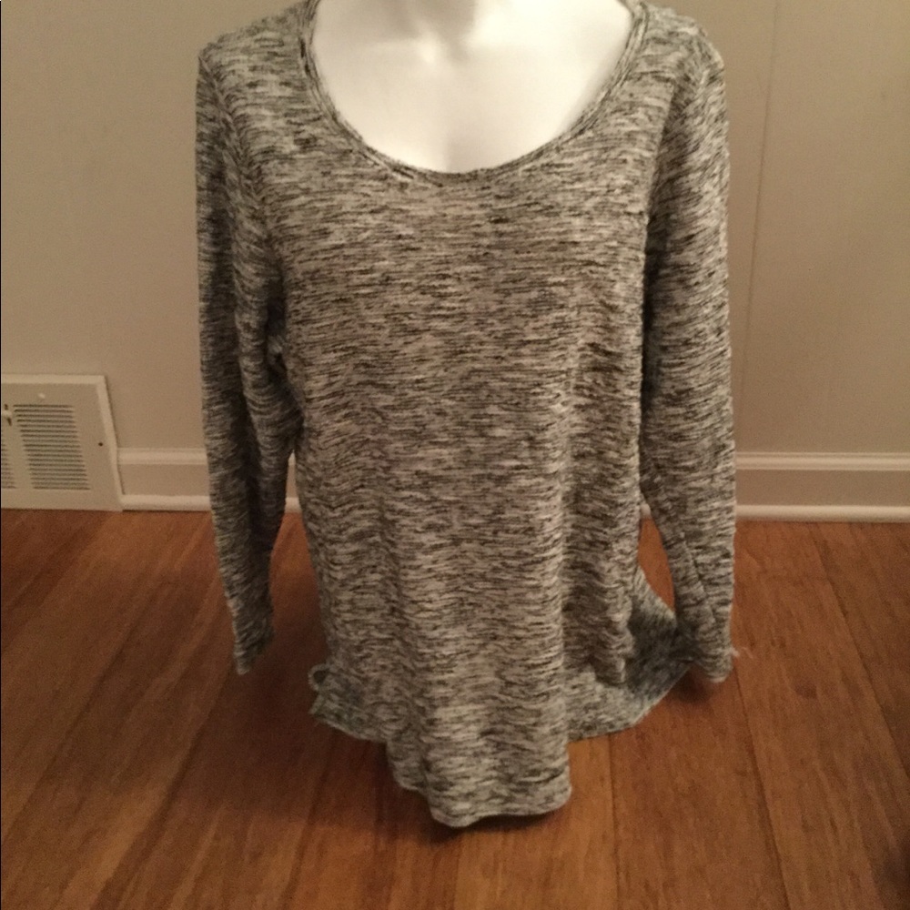 Three quarter length sweater